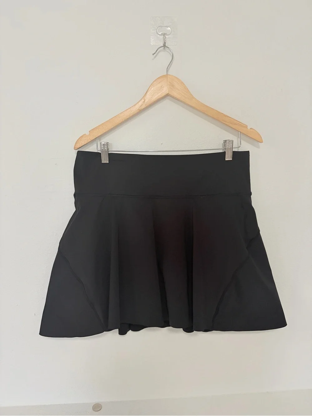 Athleta Size L Black Tennis Skirt Built In Shorts
